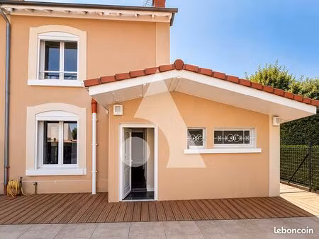 maison de ville 4 pièces 100 m²