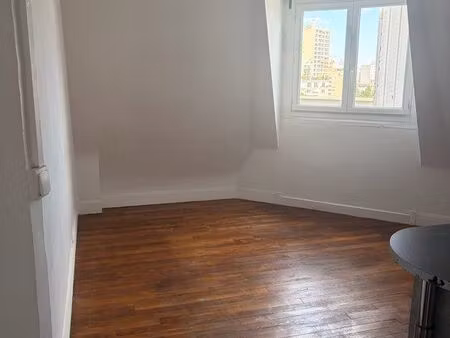 à louer – charmant 2 pièces de 48 m² – vanves