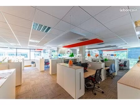 bureau 1 537 m²
