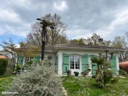 maison 6 pièces - plein pied 110 m² - 4 chambres - sous sol intégral - jardin 850 m² - imp