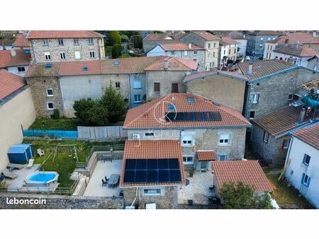 maison 5 pièces 143 m²