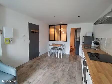 studio meublé de plain-pied de 34m²