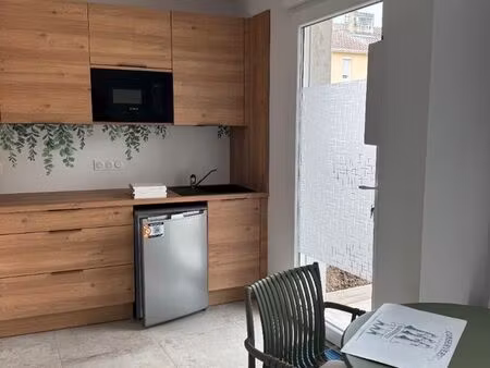 studio 2 pièces 26 m²