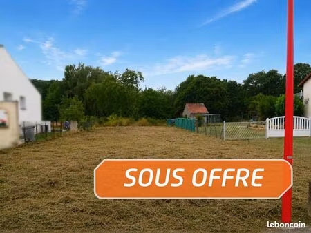 terrain 1033 m² porcelette