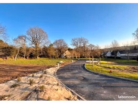 terrain 556 m² pluvigner