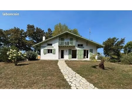 villa 6 pièces 136 m²