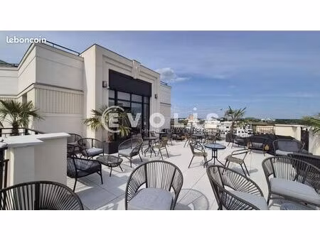 bureaux 65 m²