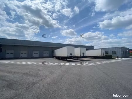 local industriel 3 541 m²
