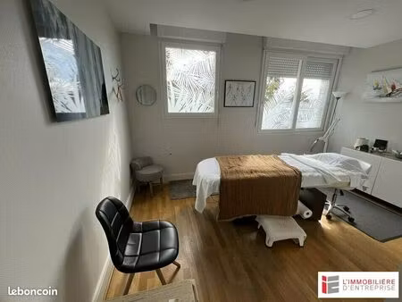 fonds de commerce 55 m²