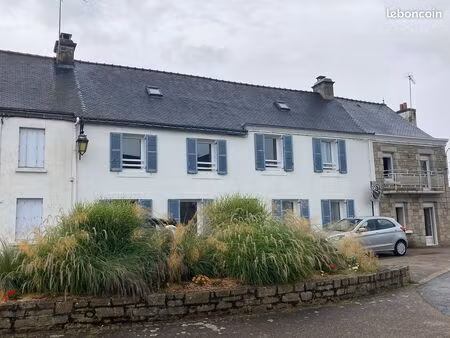 à vendre – ensemble immobilier de caractère de 2 maisons louées – bourg de meslan