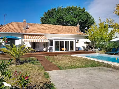 maison de luxe à vendre dans le quartier le moulleau-les abatilles