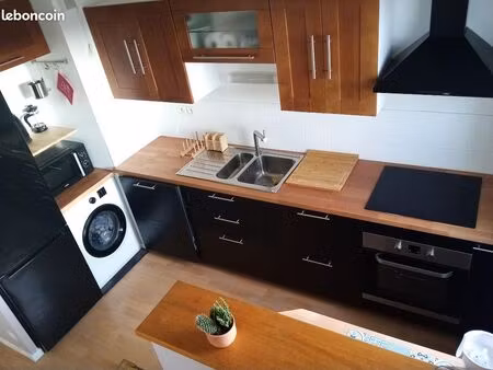 location - appartement 3 pièces 54 m²