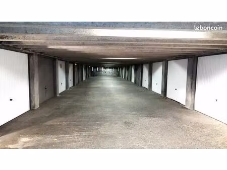 parking/box 15 m² wattignies