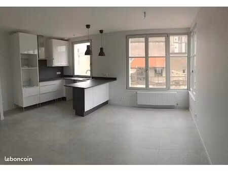 duplex 5 pièces 77 m²