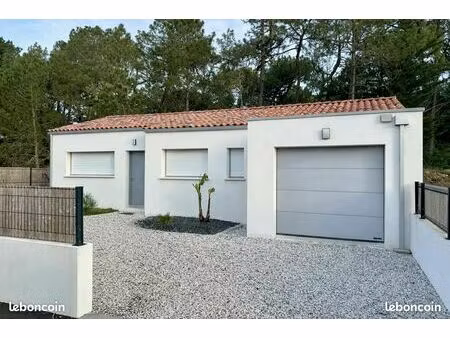 maison 600m plage et commerce