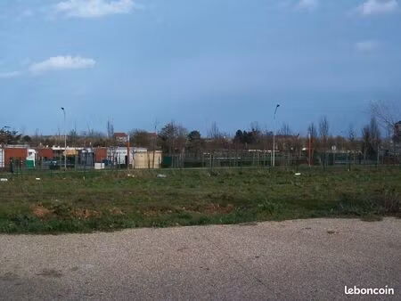 terrain 410 m² pontarme