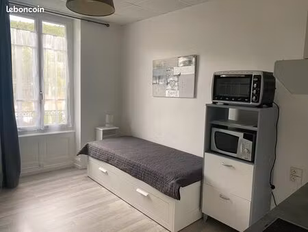 studio meublé