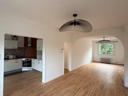 appartement t4 - 84 85 m² - metz (57070)