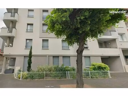 parking 1 m² clermont ferrand
