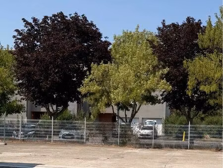 place de parking à louer – parking sécurisé