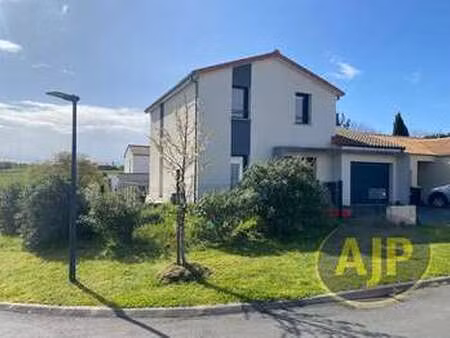 location maison à clisson (44190) : à louer / 108m² clisson