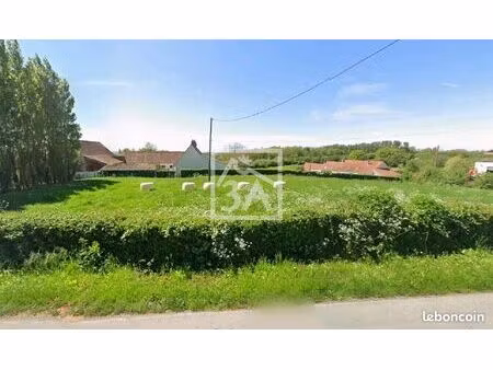 terrain 1 870 m² rety