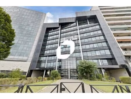 bureaux 512 m²