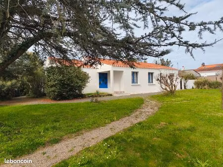 maison familiale+ t1attenant +2grands garages 124m2 terrain 1191 m2