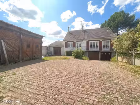 maison 3 pièces 90 m²