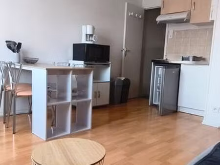 studio meublé quartier quinefault