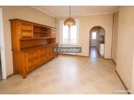 maison 6 pièces 137 m²