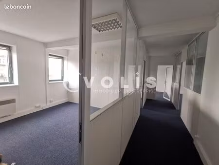 bureaux 130 m²