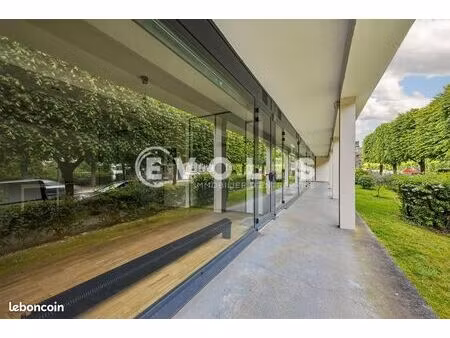 bureaux 344 m²