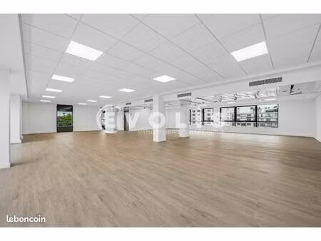 bureau 473 m²
