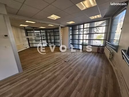 bureaux 50 m²
