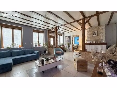 maison 5 pièces 160 m²