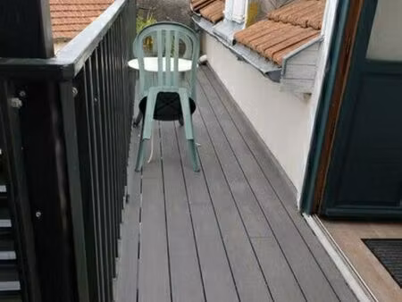 joli t2 vue sur les toits