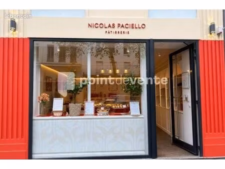 salon de thé 82 m²