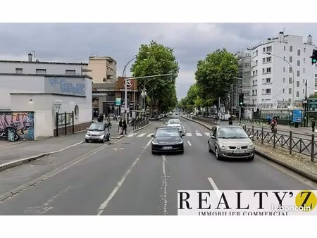 local commercial 113 m²