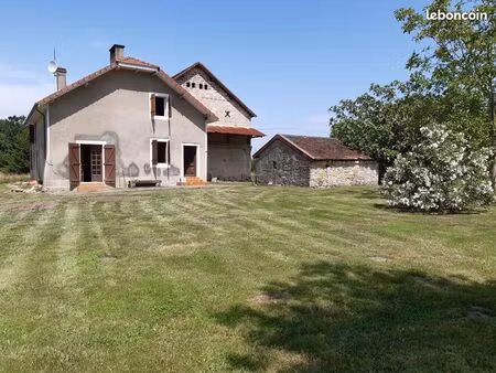 corps de ferme avec terrain