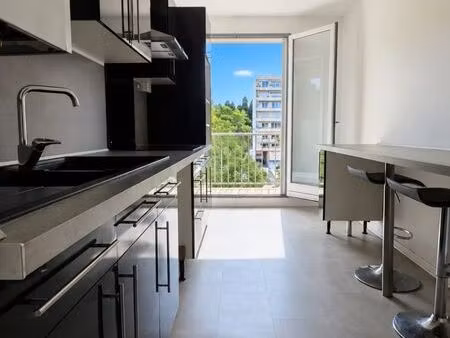 appartement 3 pièces 69 m²