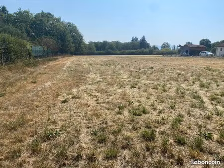 ⭐ terrain constructible 2 200 m² + grand terrain attenant