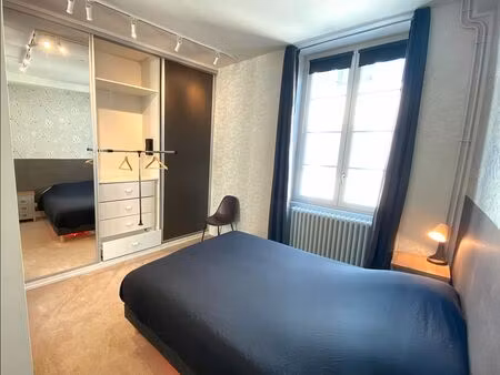 hypercentre de pau  à deux pas du château  appartement f4 de 98 m