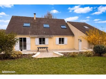 maison 6 pièces 115 m²