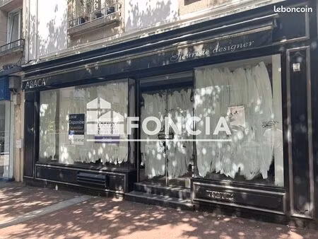 local commercial 70 m²