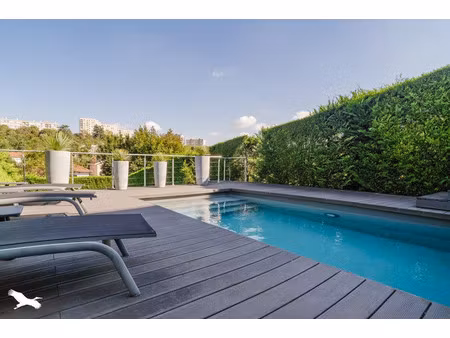 maison de luxe à vendre dans le quartier glaciere-jomard