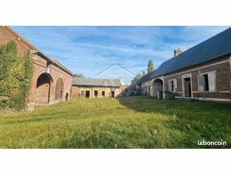 maison 687 m² sainte genevieve
