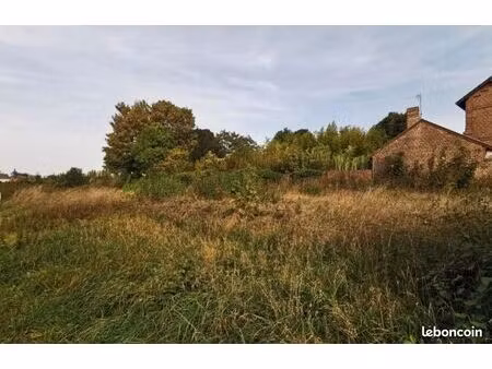 terrain 946 m² queant