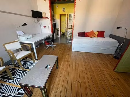 studio meuble bordeaux 26 m2  653 + charges  pour etudiant(e)  proche transports