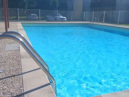 location t2 à pau